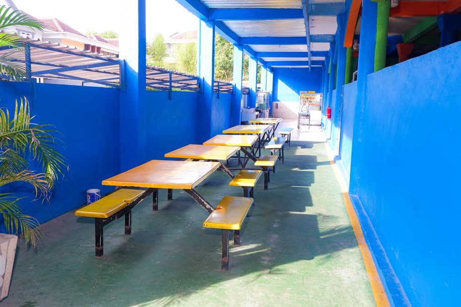 Area Makan Bersama (Dining Area)